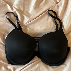 Victoria’s secret black push up bra size 36D